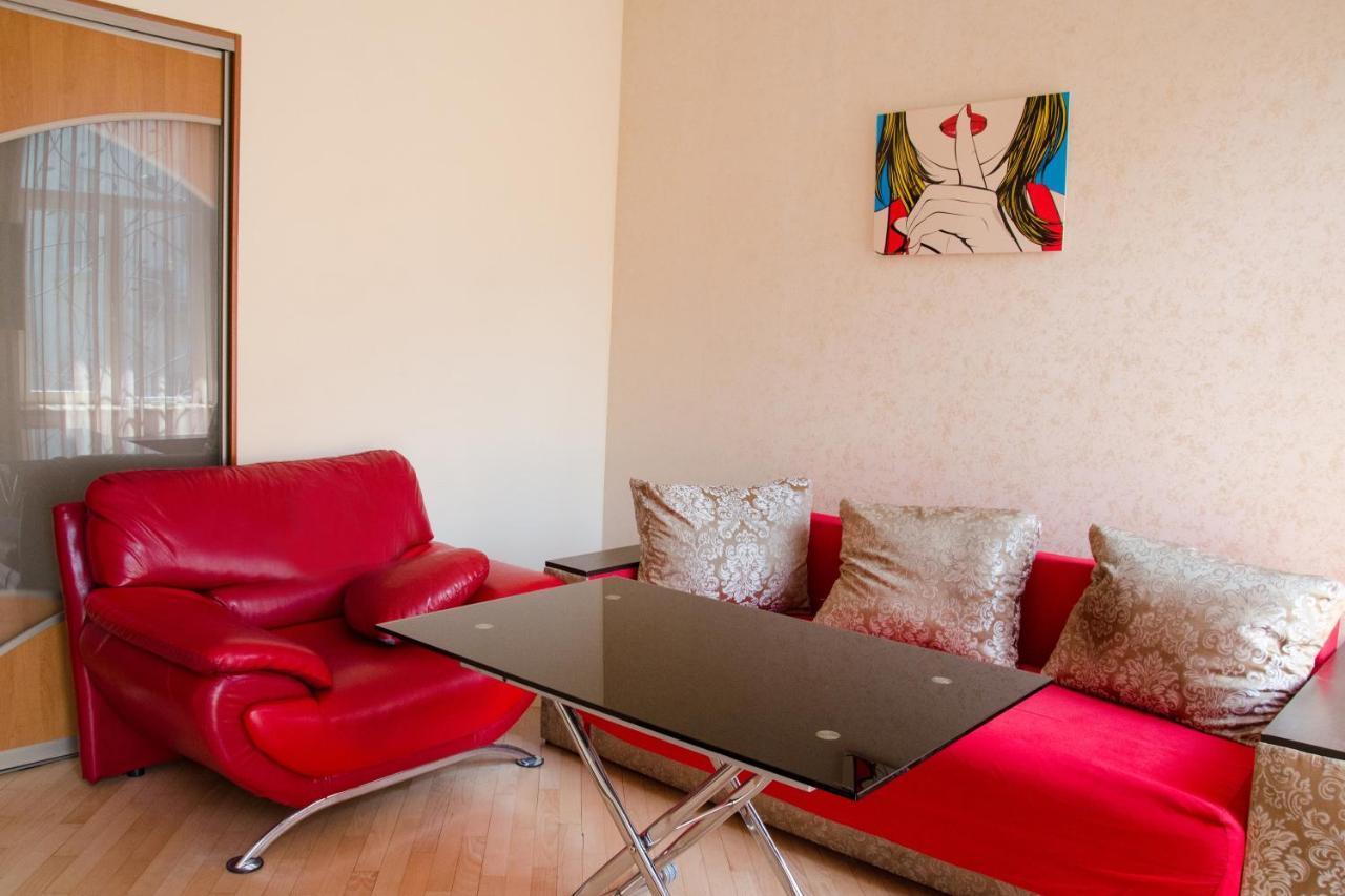 Svobody Avenue Apartment Lviv Exterior photo