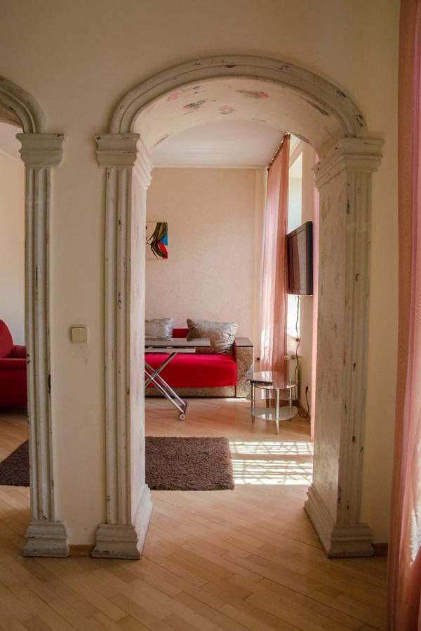 Svobody Avenue Apartment Lviv Exterior photo