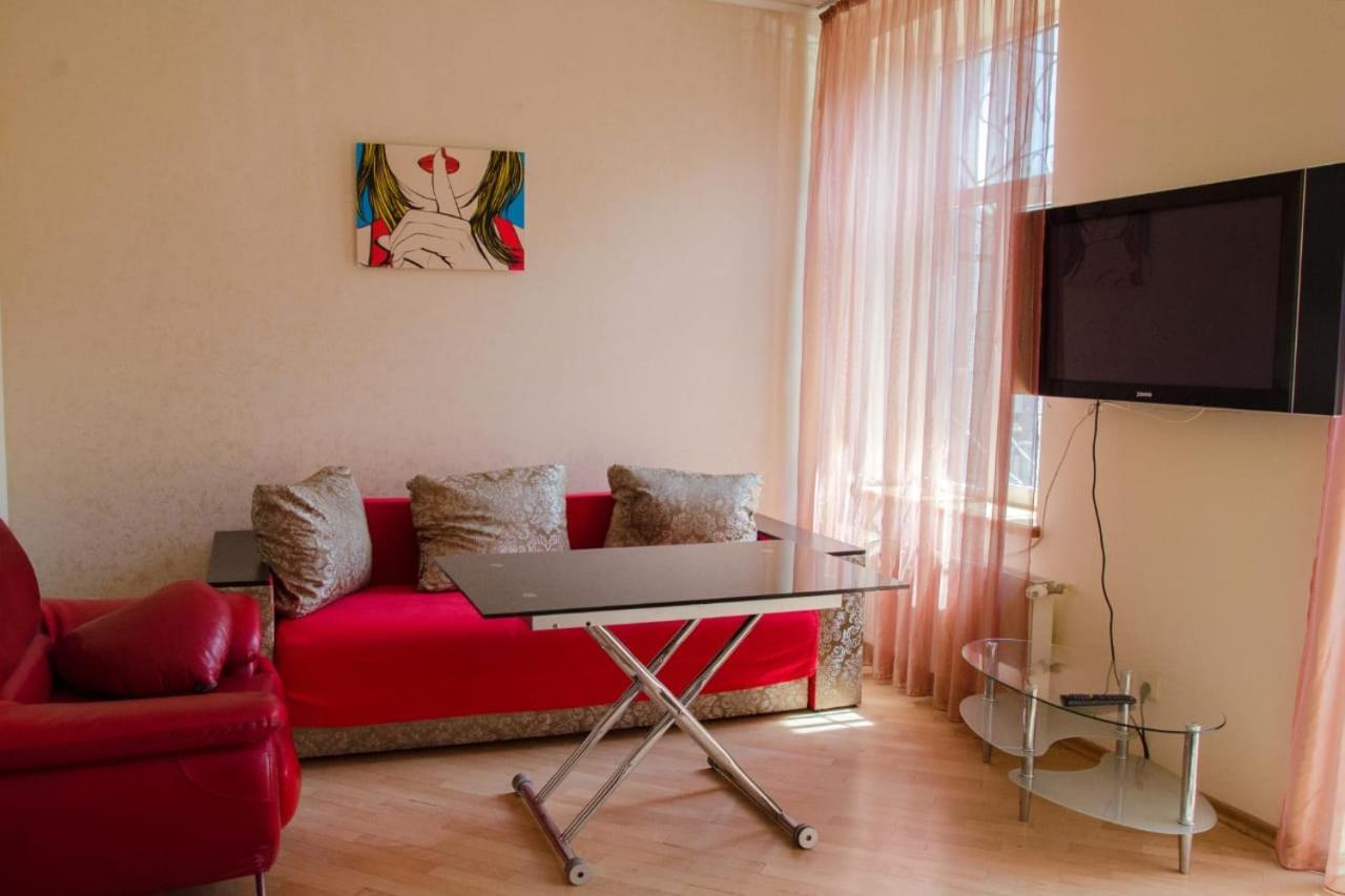 Svobody Avenue Apartment Lviv Exterior photo